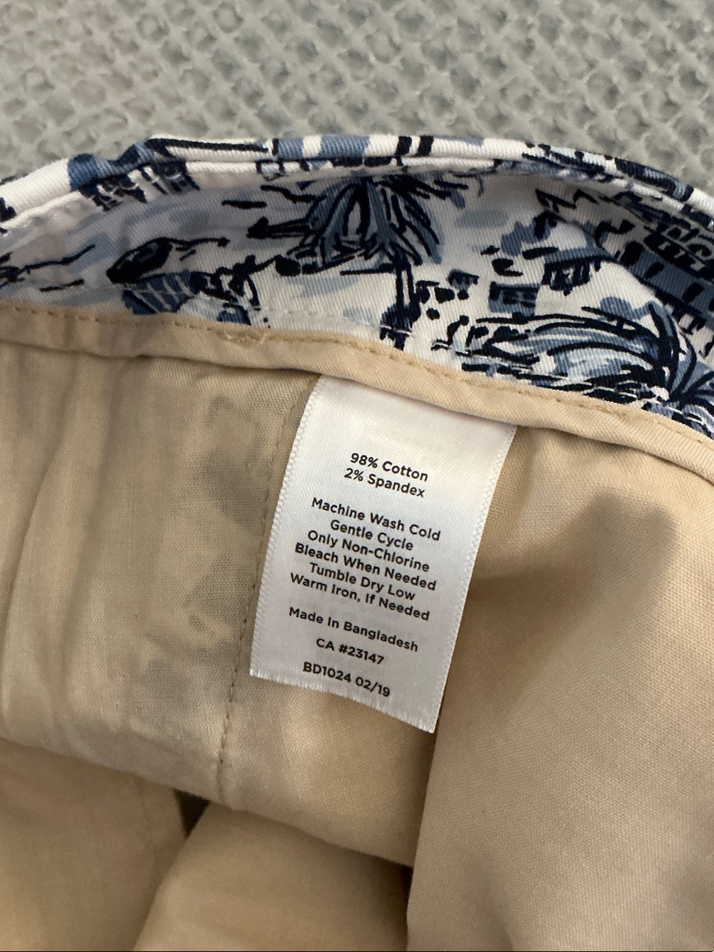 Talbots Outlet White and Navy Cotton 7” Shorts size 10 - Picture 10 of 11